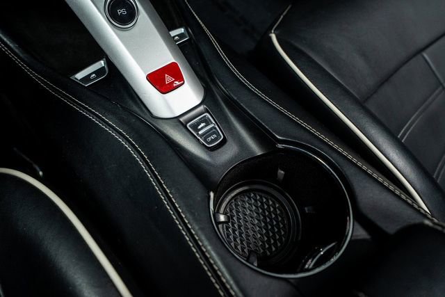 Used 2016 Ferrari California T image 76