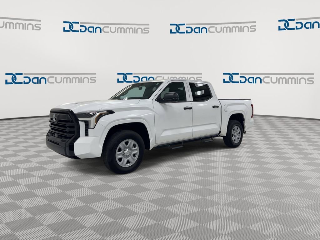 Used 2025 Toyota Tundra SR w/ SR Tow Package AWD/4WD image 4