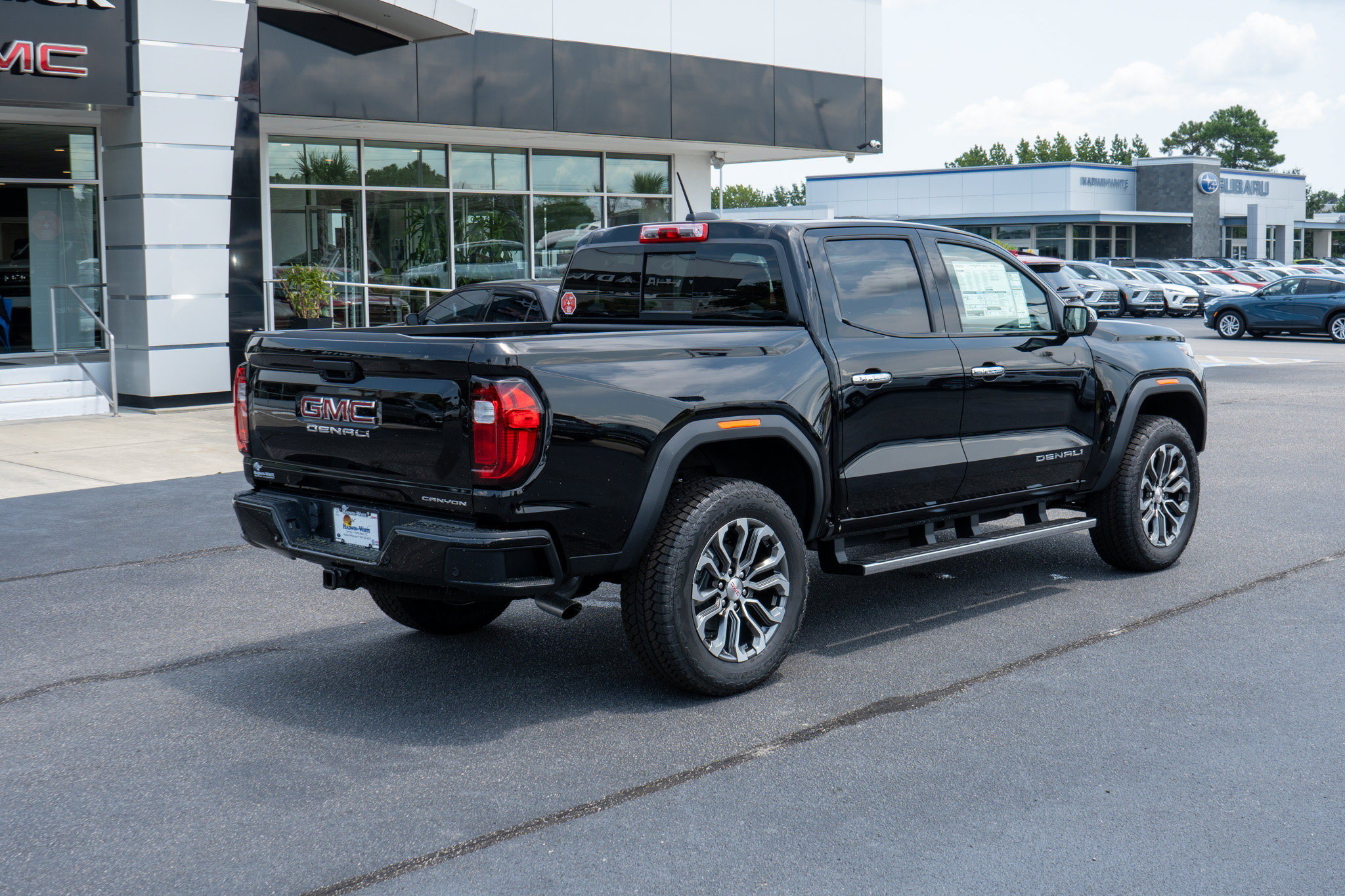 New 2026 GMC Canyon Denali AWD/4WD image 3