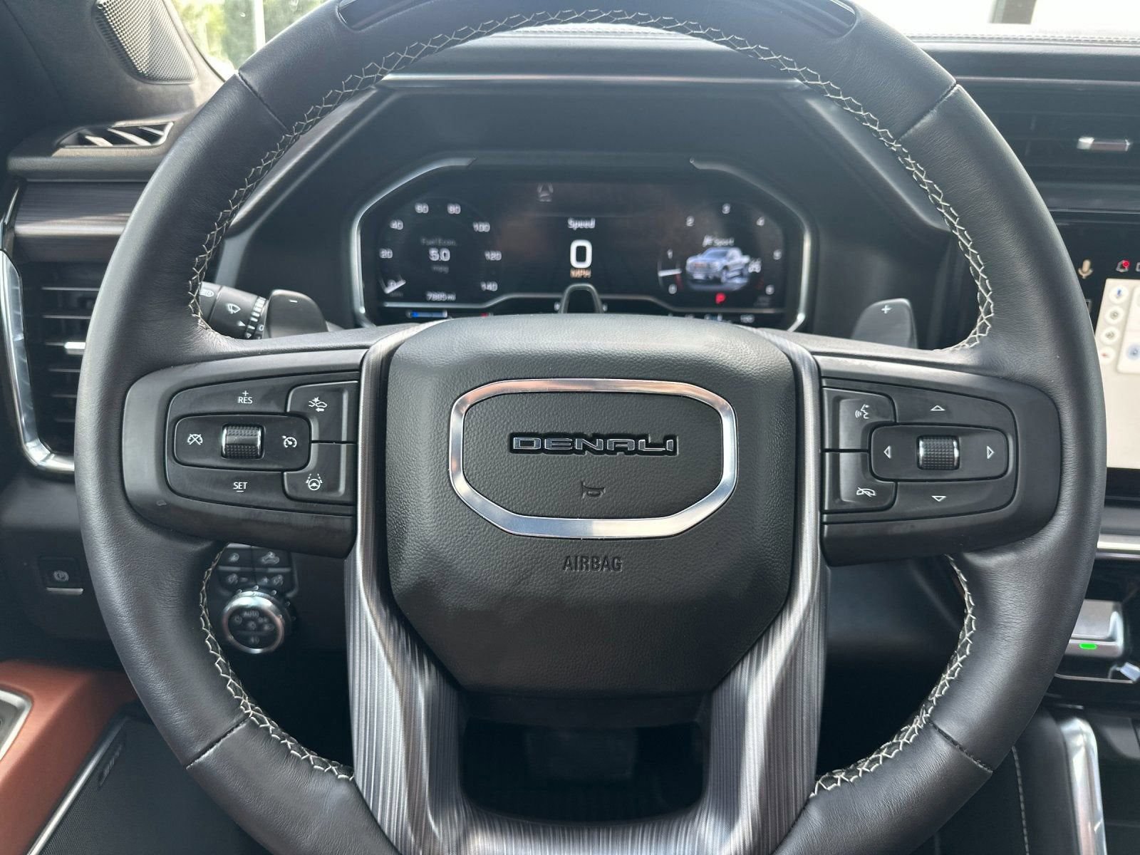 Used 2025 GMC Sierra 1500 Denali Ultimate AWD/4WD image 26