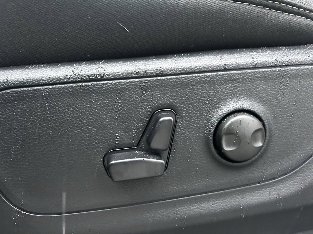 New 2026 RAM 1500 4x4 Crew Cab image 11