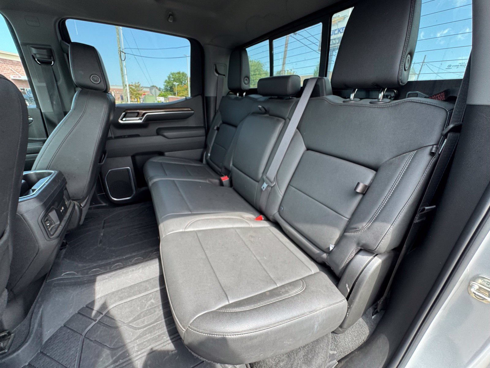 Used 2022 Chevrolet Silverado 1500 RST w/ Rally Edition AWD/4WD image 23