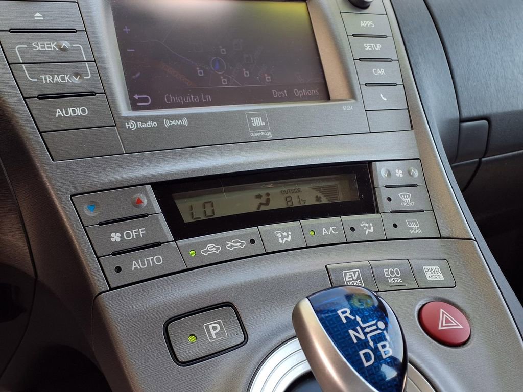 Used 2015 Toyota Prius Four image 9