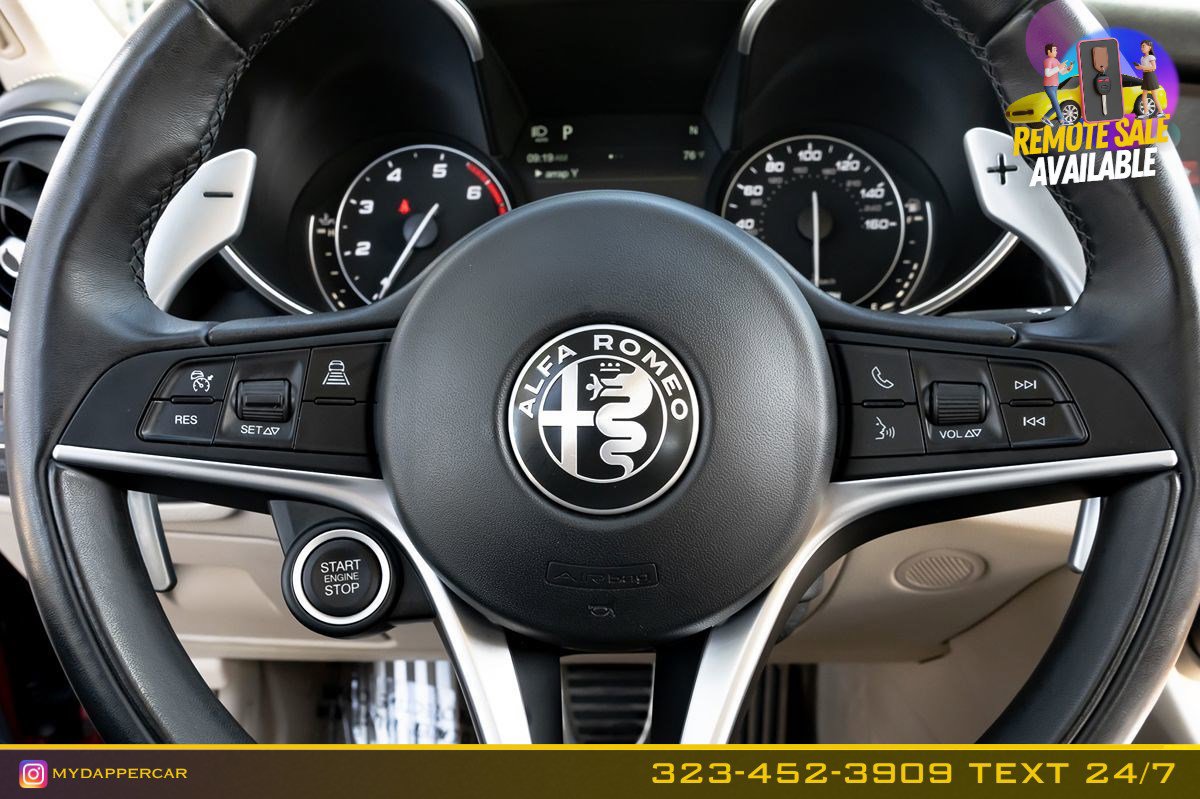Used 2018 Alfa Romeo Giulia Ti w/ Quick Order Package 22Z Lusso image 24