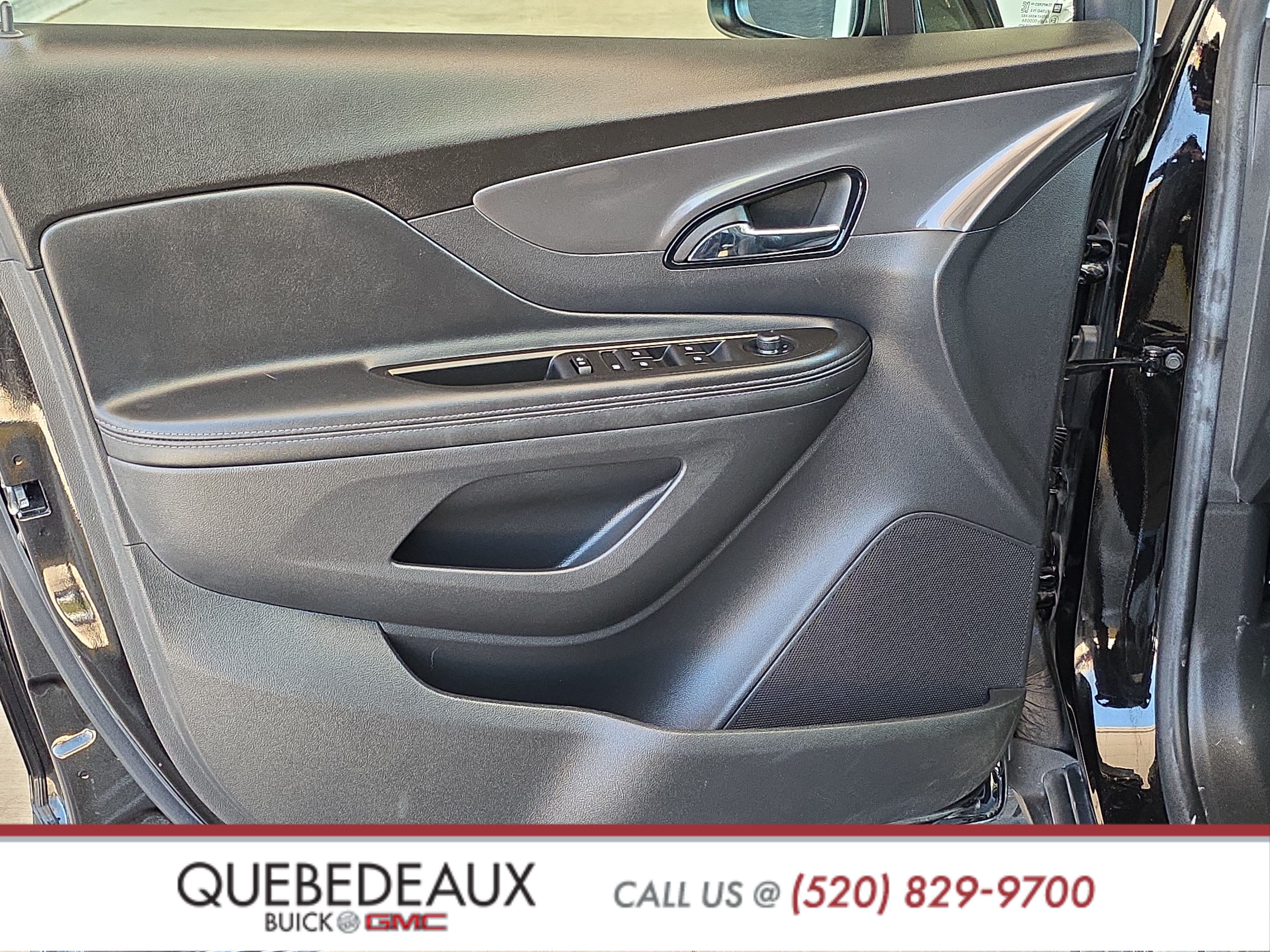 Used 2022 Buick Encore Preferred w/ Safety Package AWD/4WD image 9