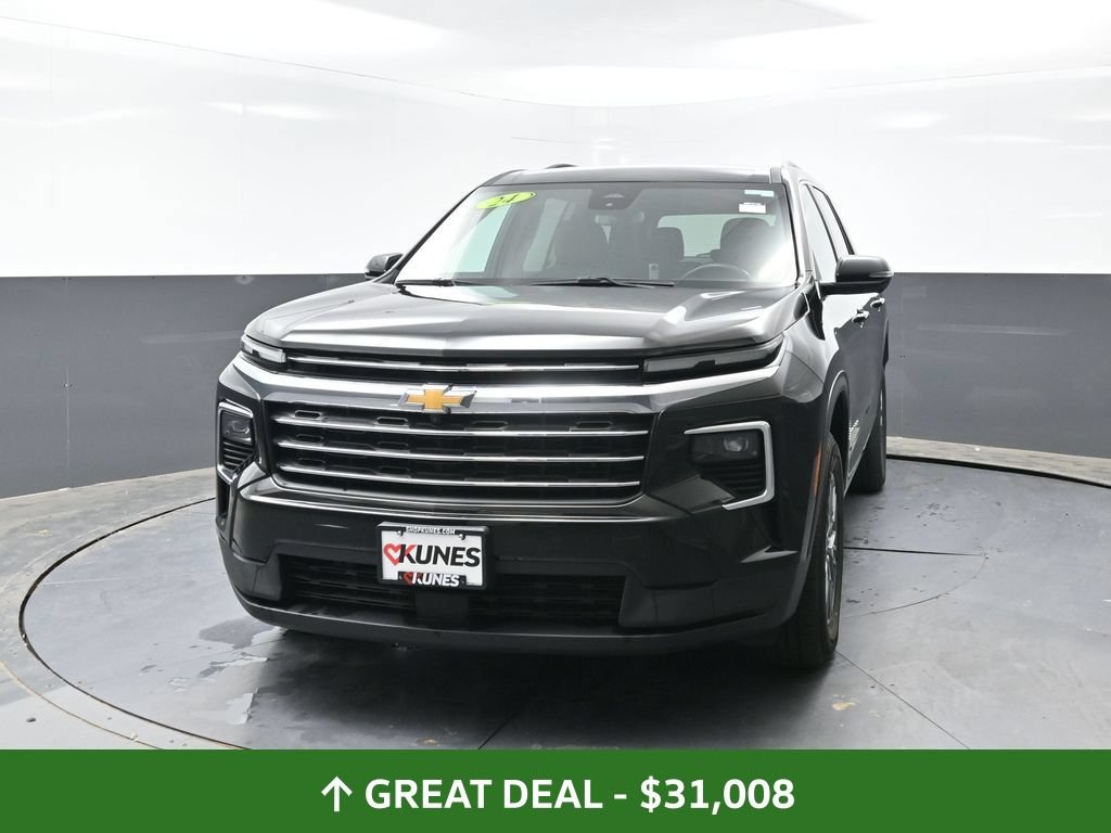Used 2024 Chevrolet Traverse LT FWD image 8