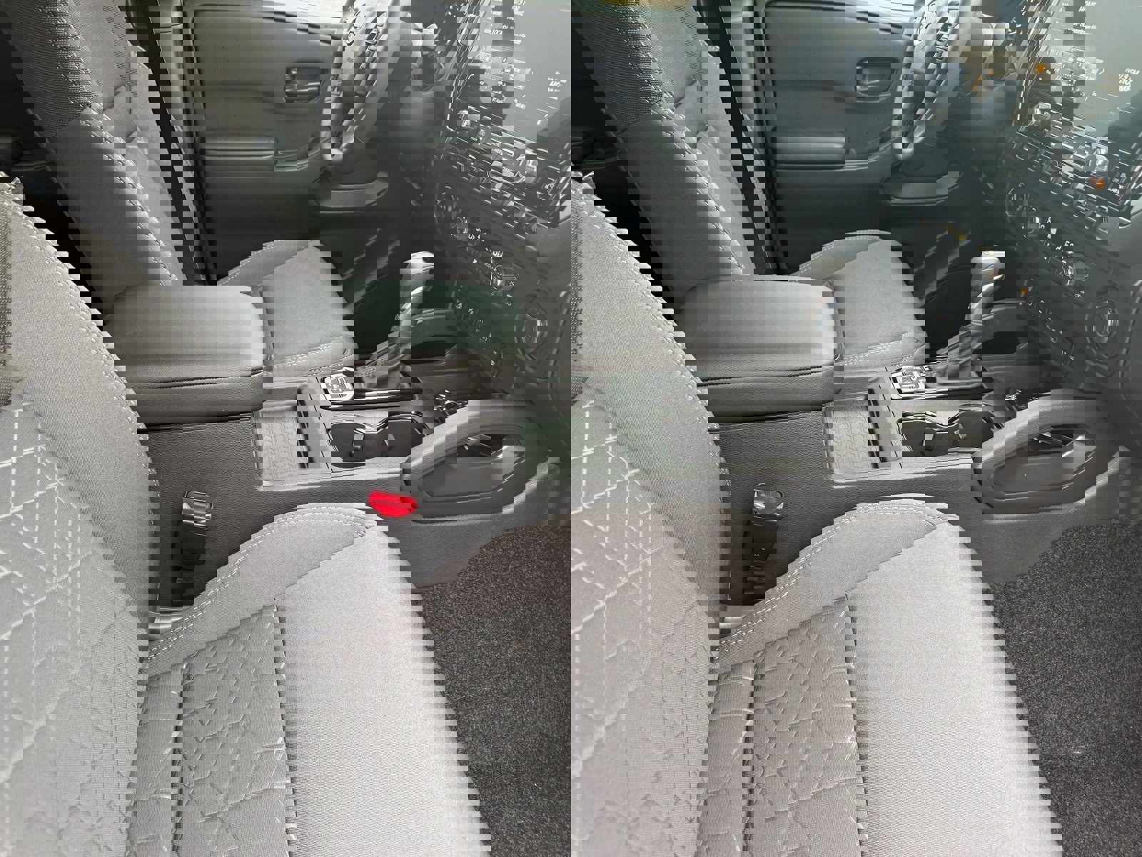 New 2026 Nissan Frontier SV w/ All-Weather Content Package image 12