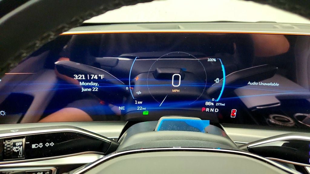 Used 2026 Cadillac Lyriq Sport AWD/4WD image 14