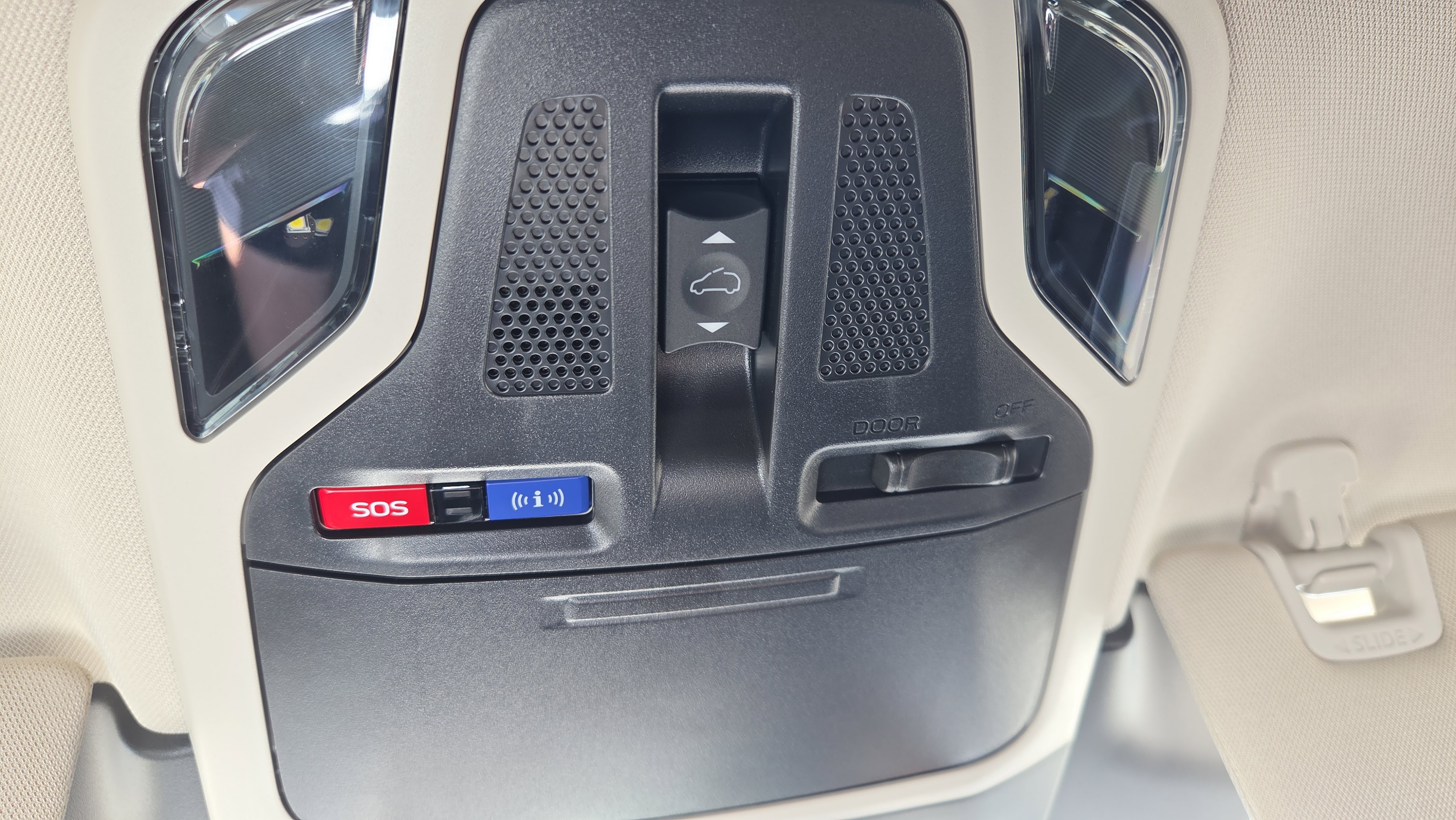 Used 2025 Subaru Outback Touring XT w/ Popular Package #2 image 37