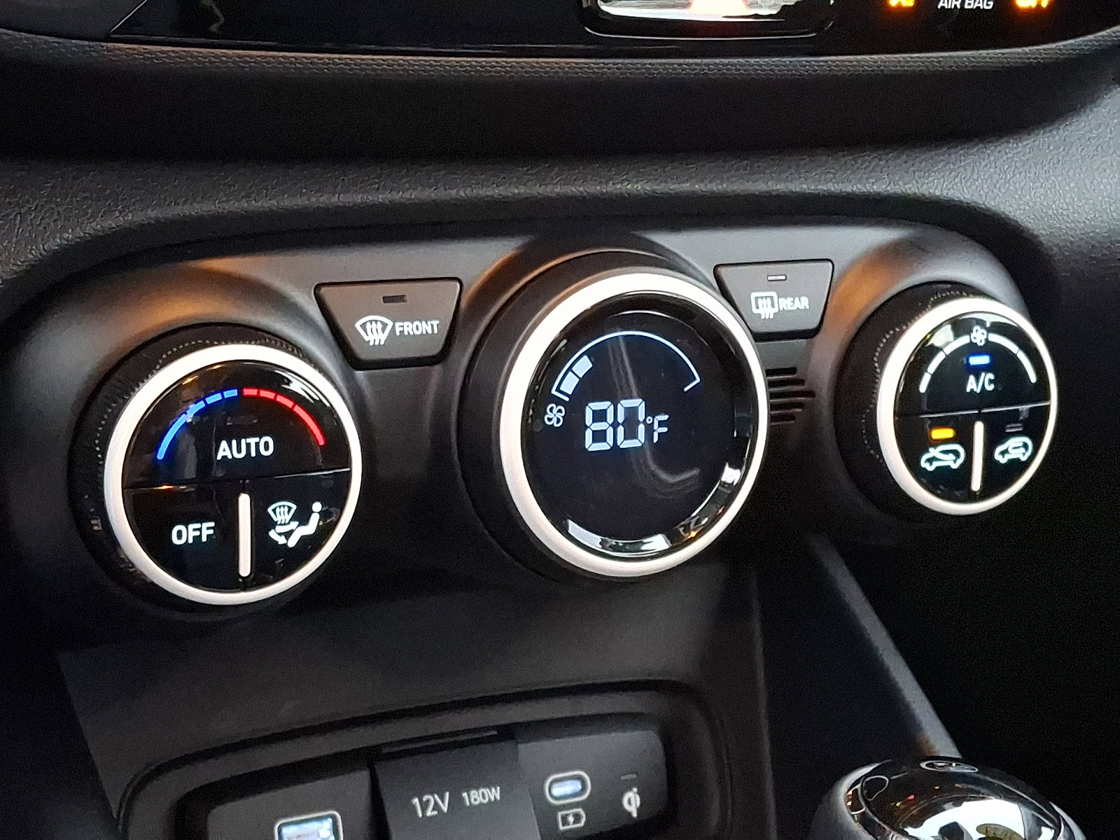 Certified 2023 Hyundai Venue Limited image 16