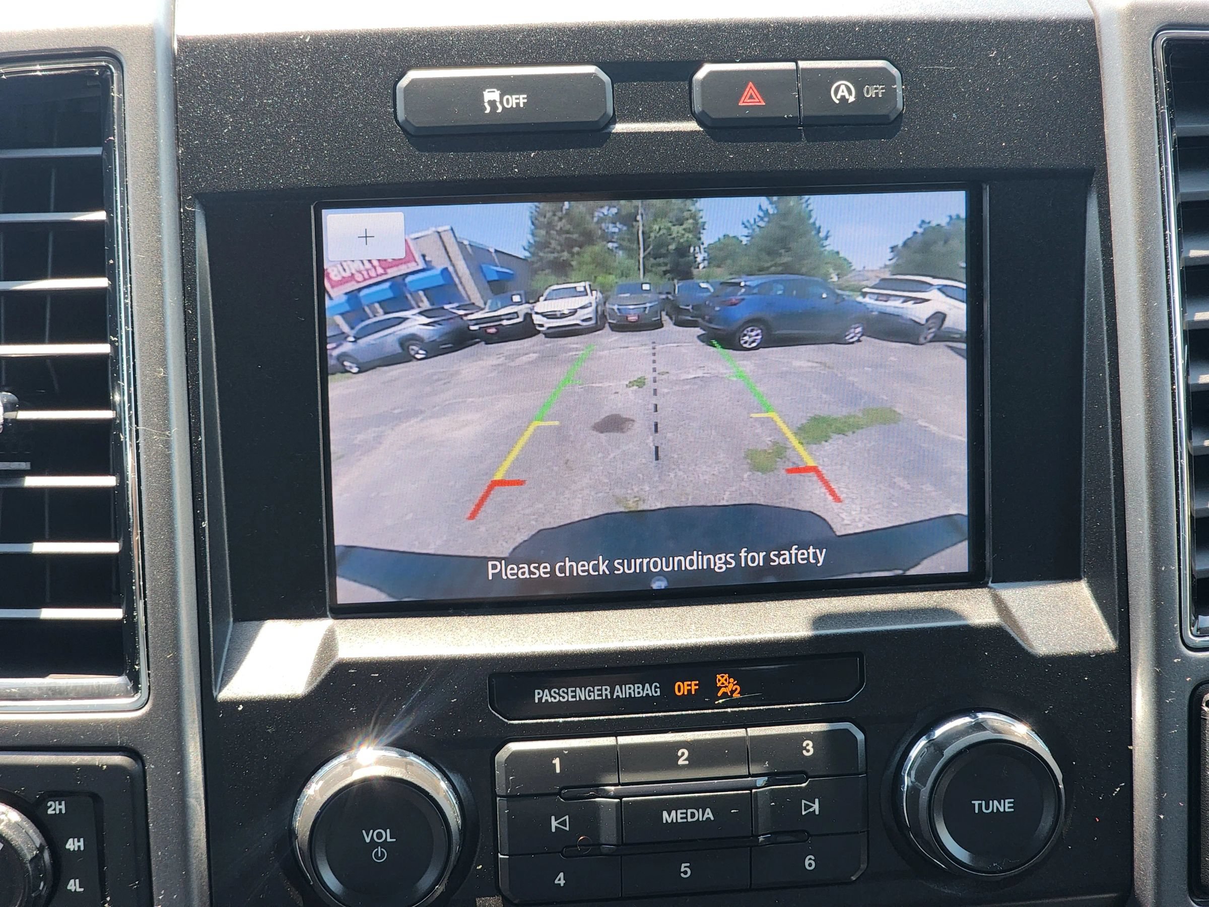 Used 2020 Ford F150 XLT w/ Equipment Group 302A Luxury AWD/4WD image 15