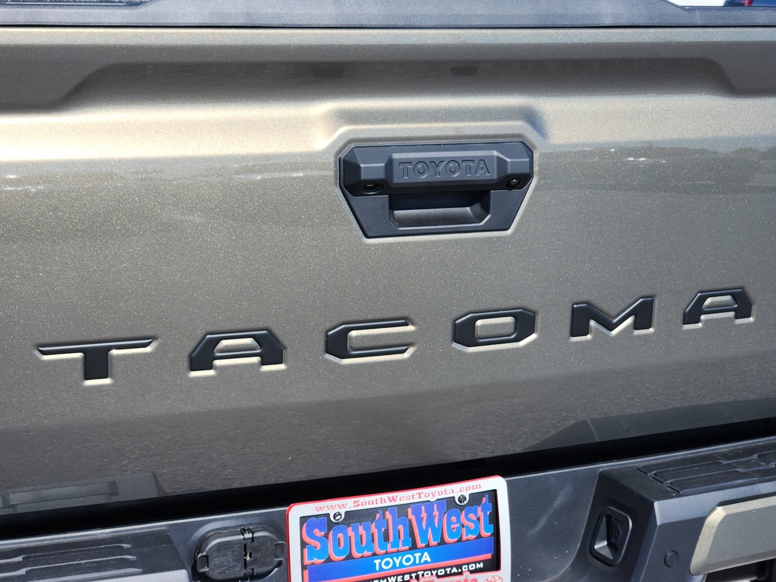 New 2026 Toyota Tacoma TRD Off-Road w/ TRD Off Road Premium Package AWD/4WD image 11