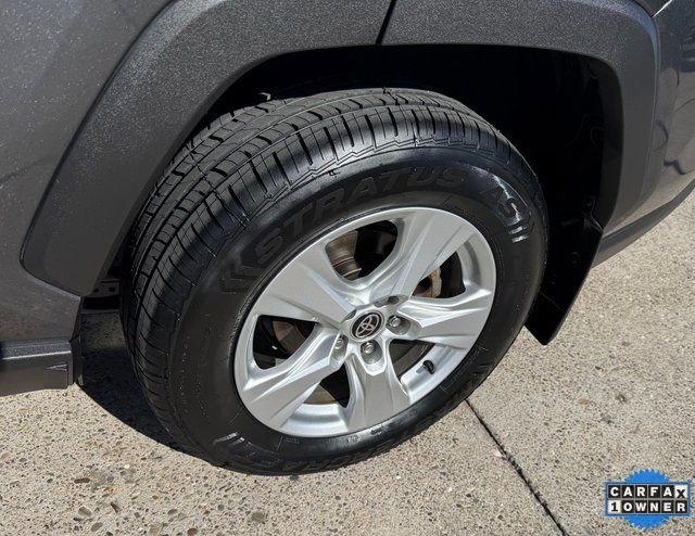 Used 2020 Toyota RAV4 XLE image 23