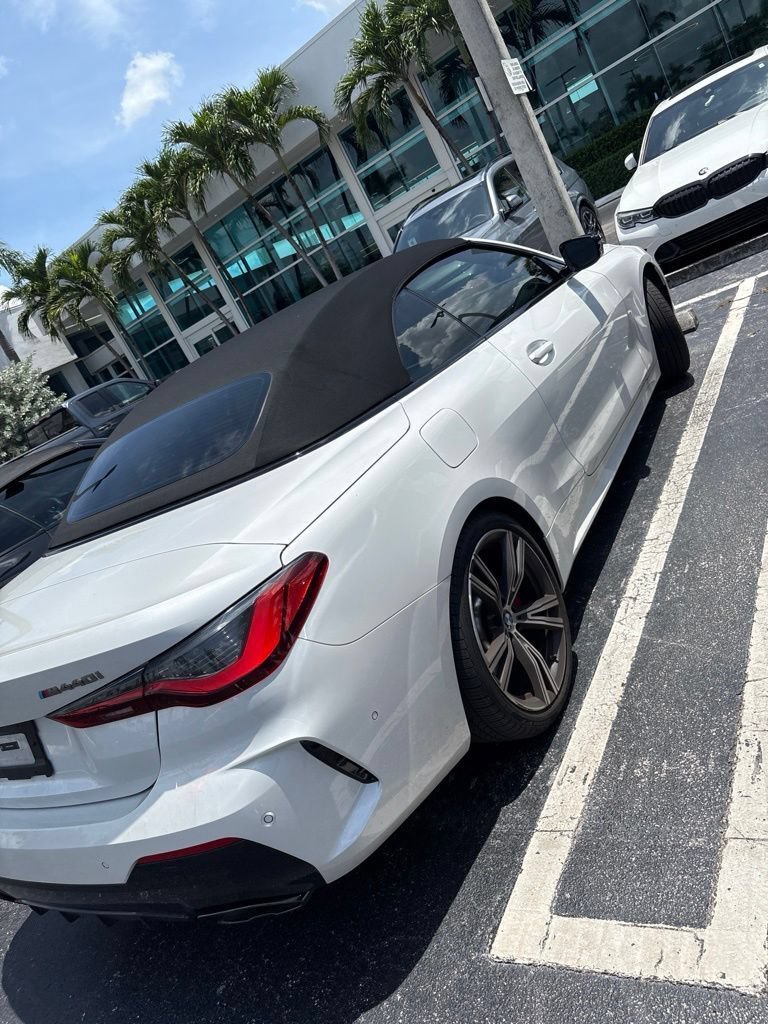 Used 2024 BMW M440i Convertible w/ Premium Package RWD image 8