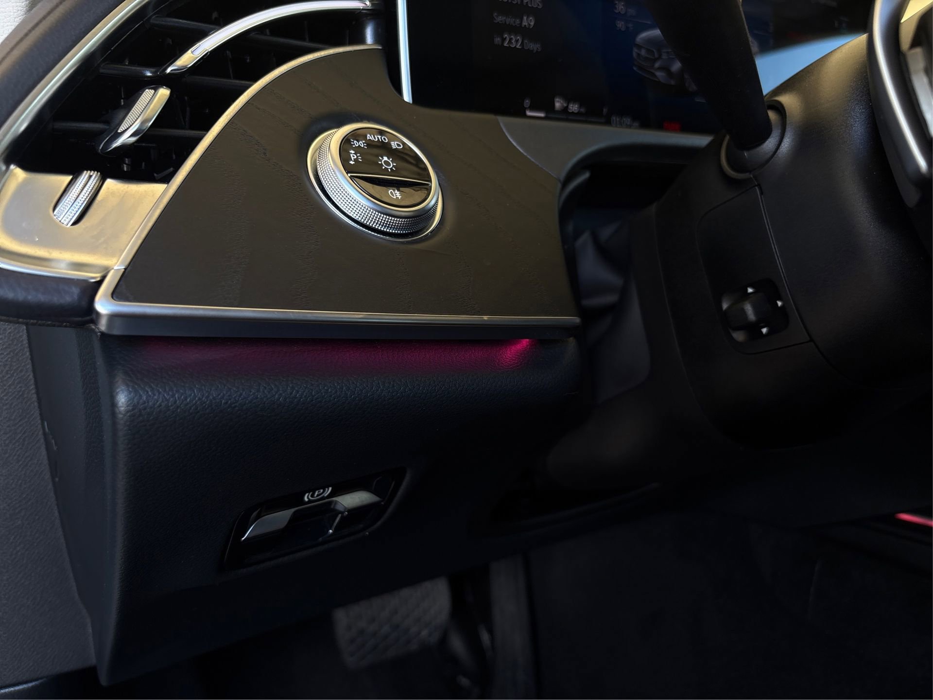 Used 2024 Mercedes-Benz E 350 4MATIC Sedan image 20