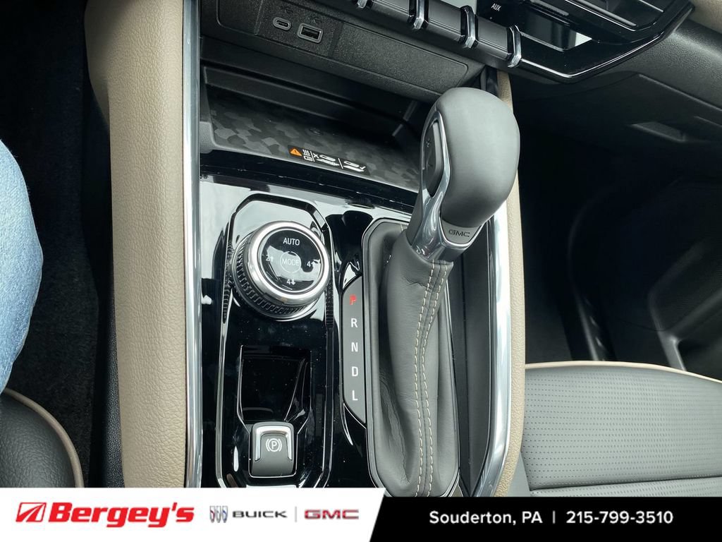 New 2026 GMC Canyon Denali AWD/4WD image 17