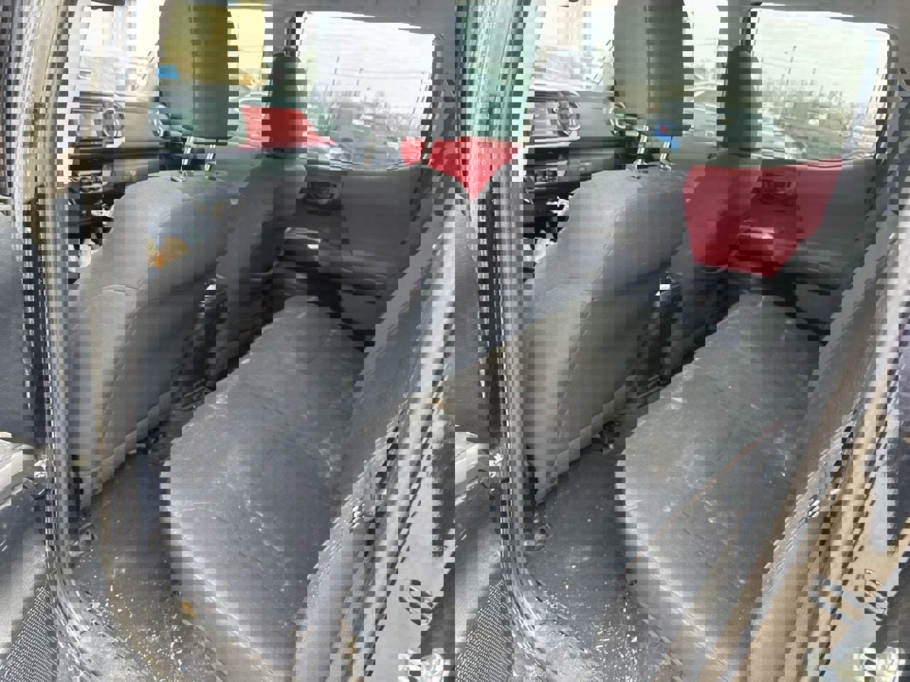 Used 2017 Toyota Tacoma SR5 image 11