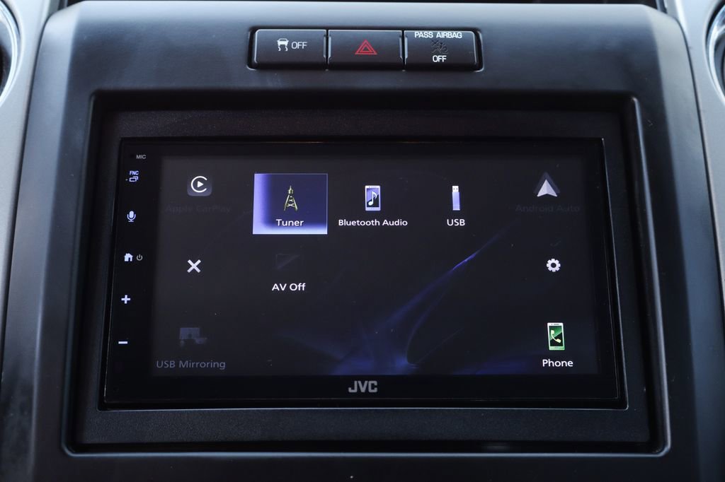 Used 2011 Ford F150 XLT w/ XLT Chrome Pkg image 30