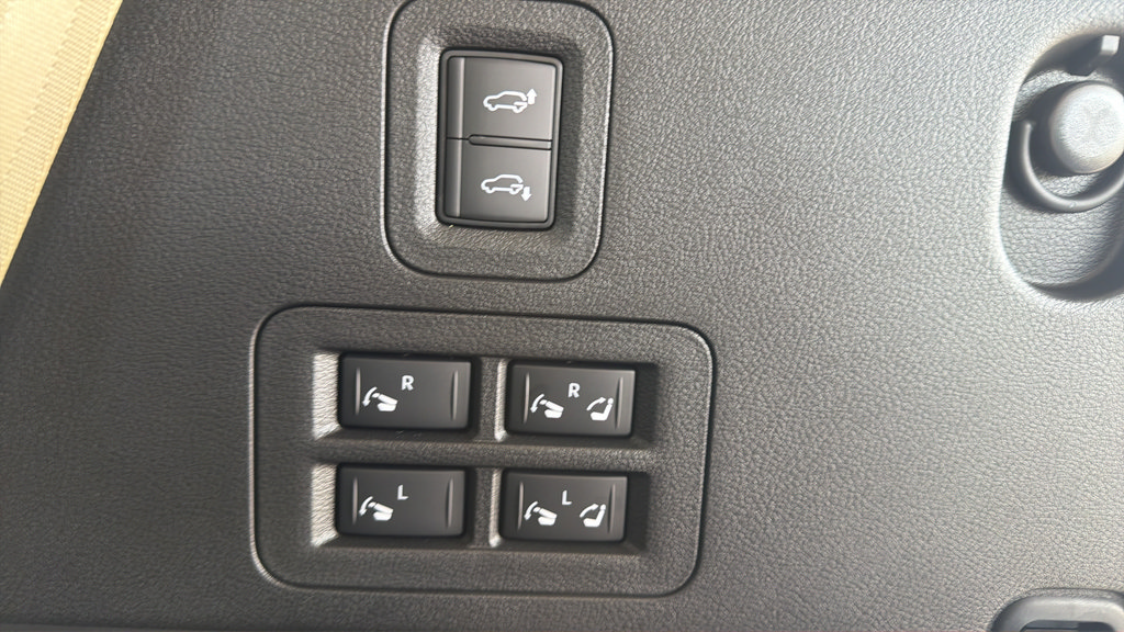 New 2026 Nissan Armada Platinum Reserve AWD/4WD image 13