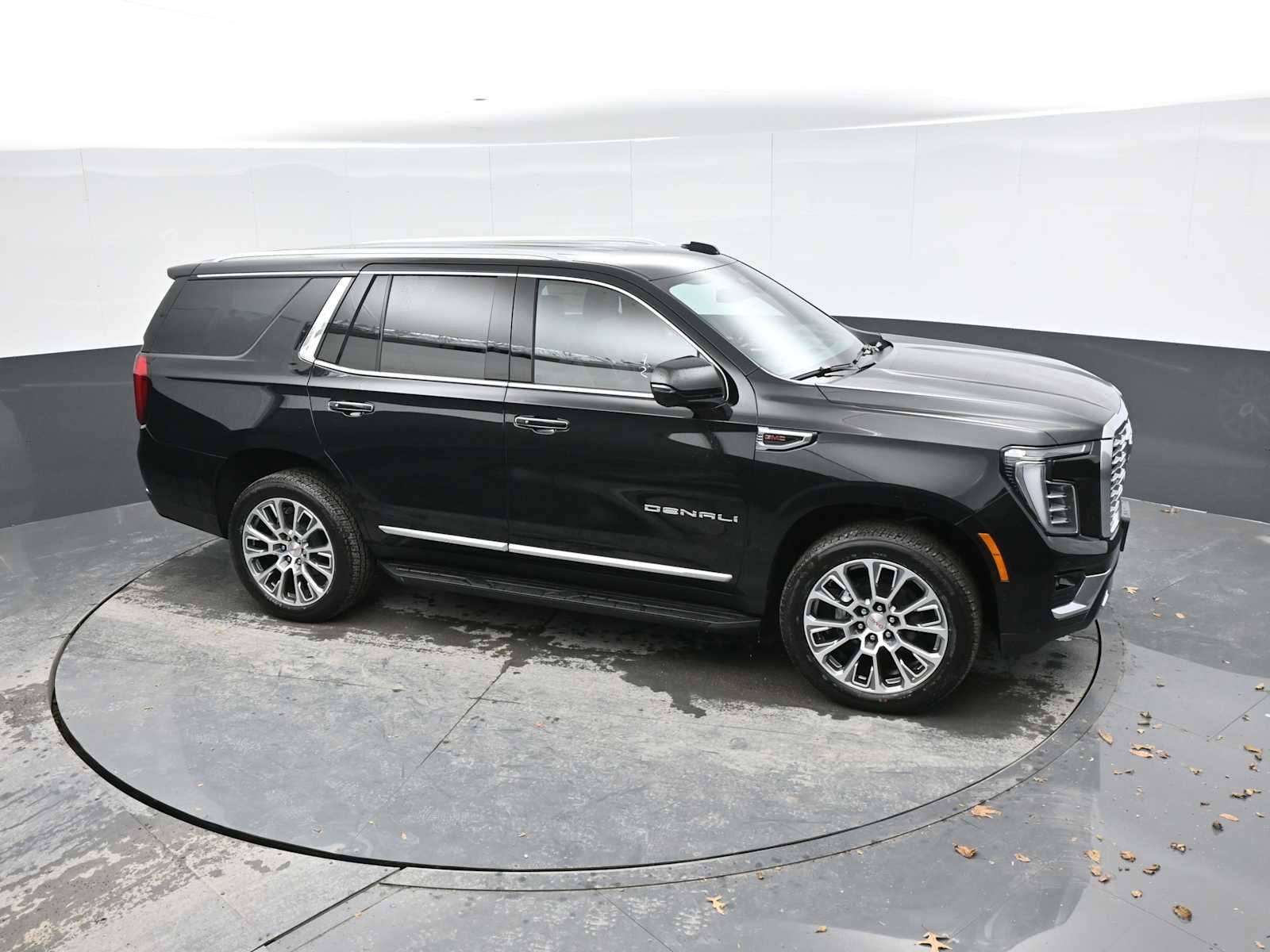 New 2026 GMC Yukon Denali image 33