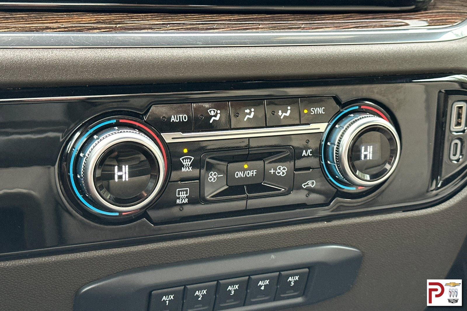 Certified 2024 GMC Sierra 3500 SLE w/ SLE Convenience Package image 21