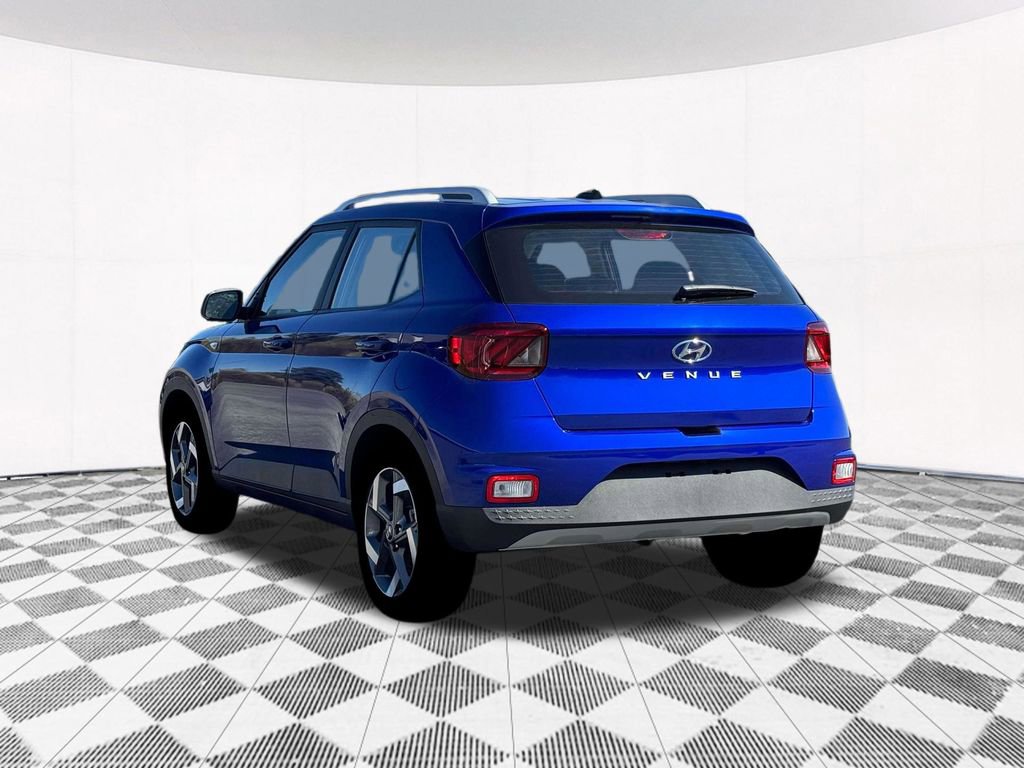 New 2026 Hyundai Venue SEL FWD image 8
