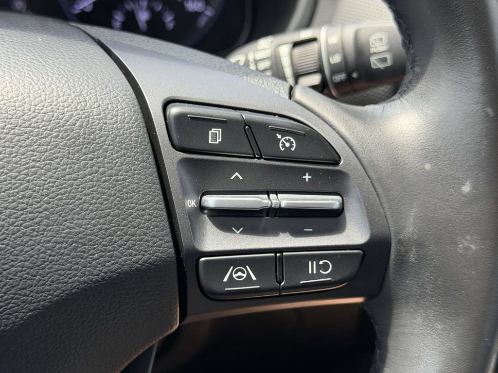 Certified 2023 Hyundai Kona SEL w/ Convenience Package AWD/4WD image 24