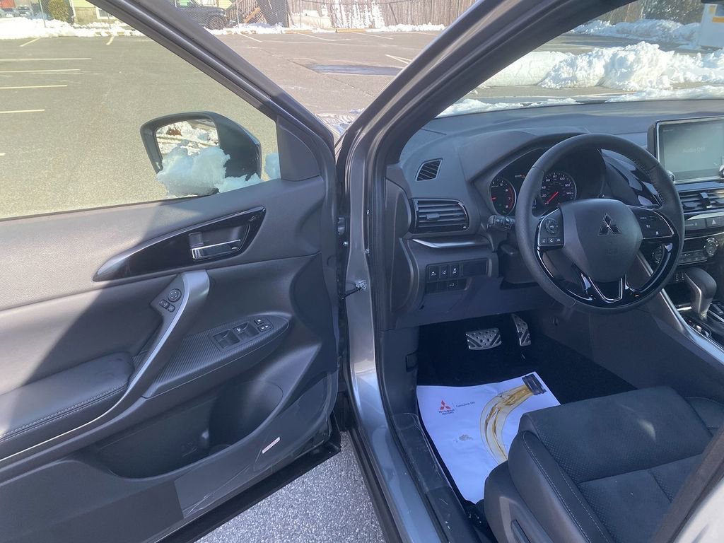 New 2026 Mitsubishi Eclipse Cross Black Edition image 10