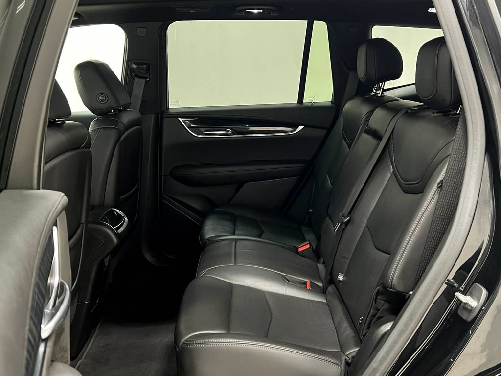 Used 2020 Cadillac XT6 Premium Luxury AWD/4WD image 31
