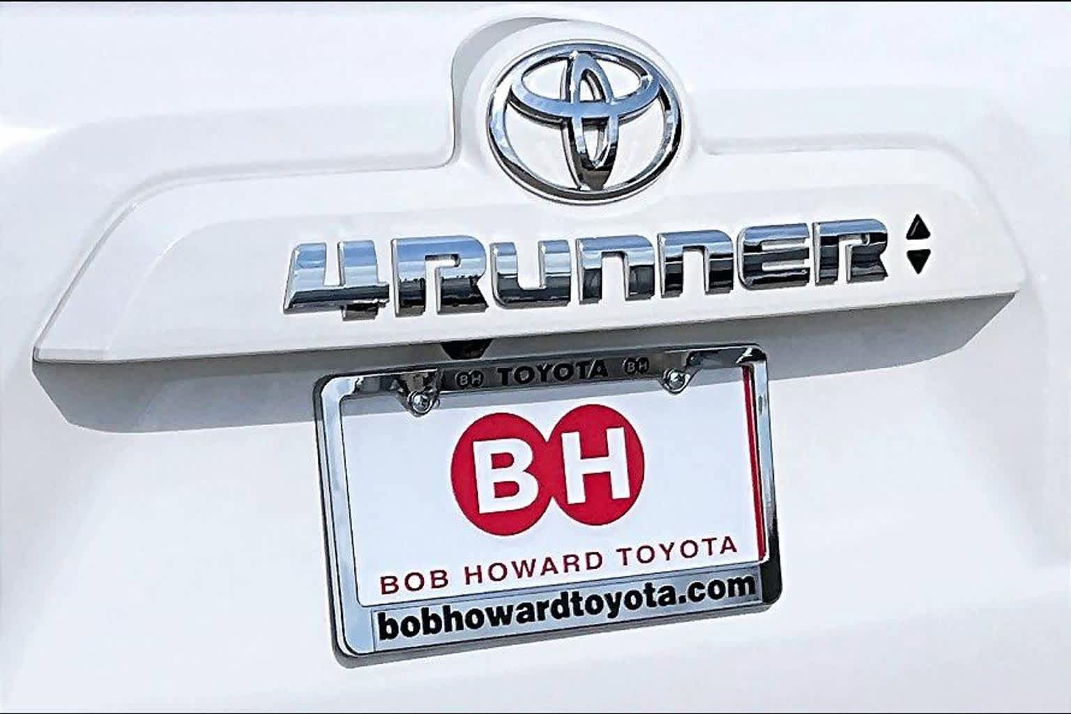 Used 2024 Toyota 4Runner SR5 Premium w/ Moonroof Package AWD/4WD image 31