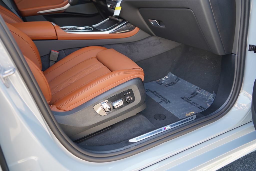 New 2027 BMW X7 xDrive40i AWD/4WD image 19