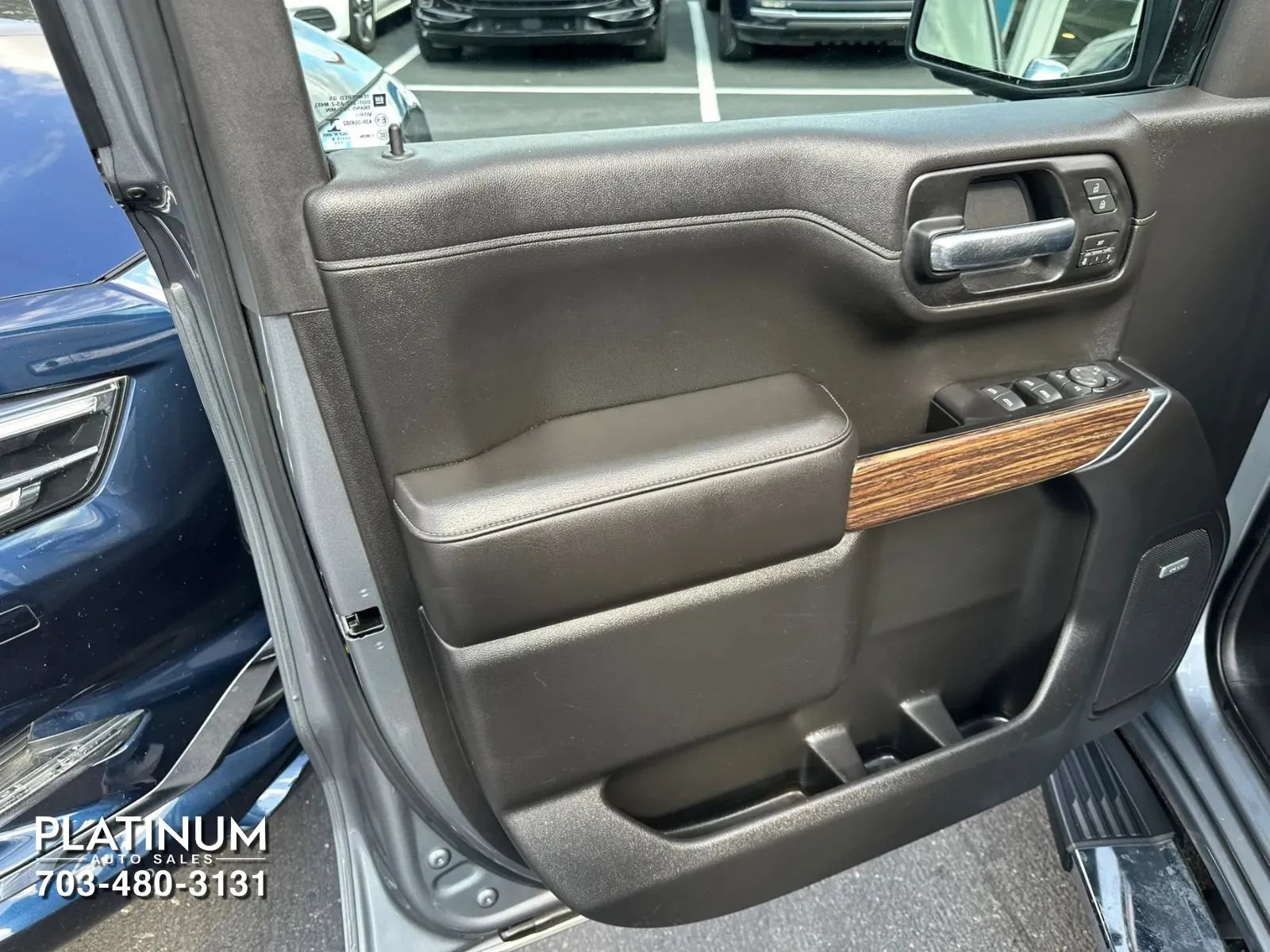 Used 2019 Chevrolet Silverado 1500 High Country w/ Trailer Camera Package AWD/4WD image 19
