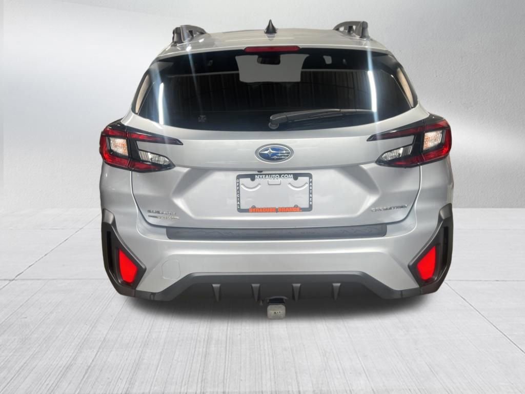 Used 2024 Subaru Crosstrek 2.0i Premium image 4