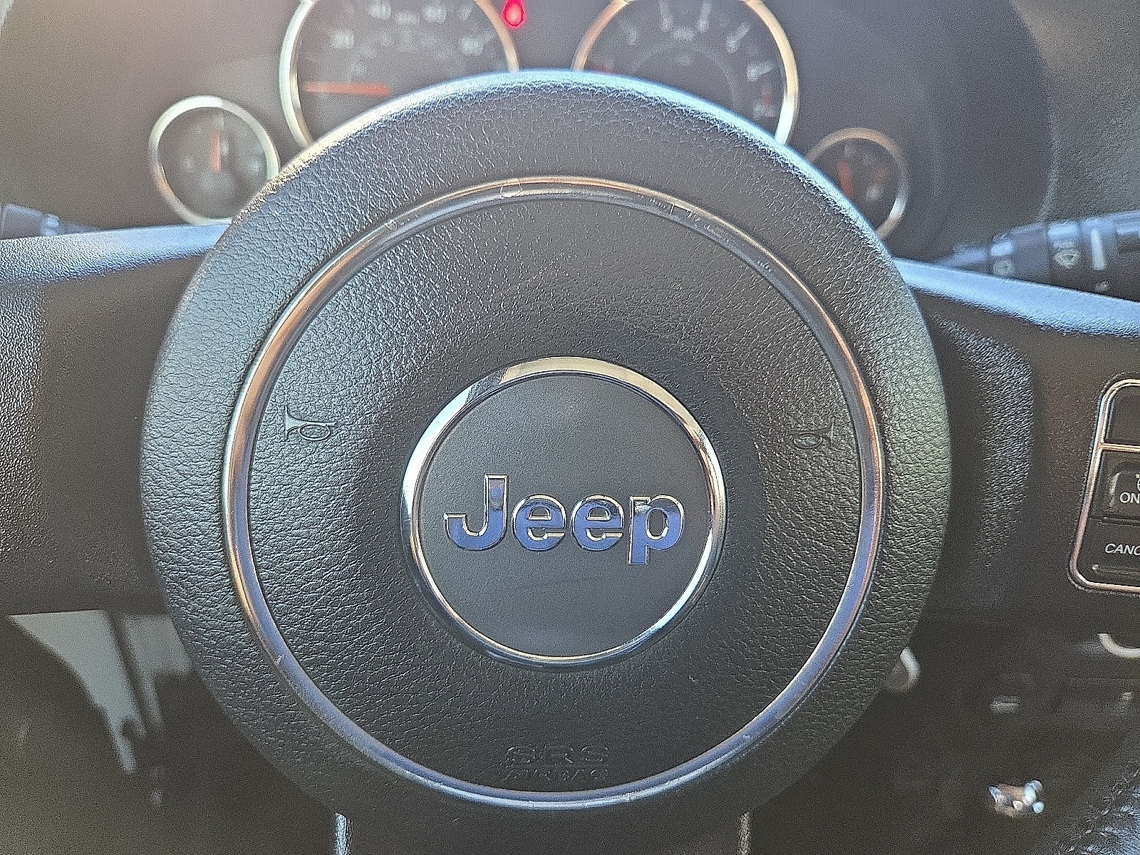 Used 2017 Jeep Wrangler Sport AWD/4WD image 23