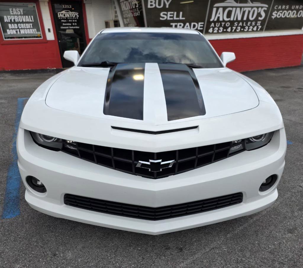 Used 2013 Chevrolet Camaro SS RWD image 5