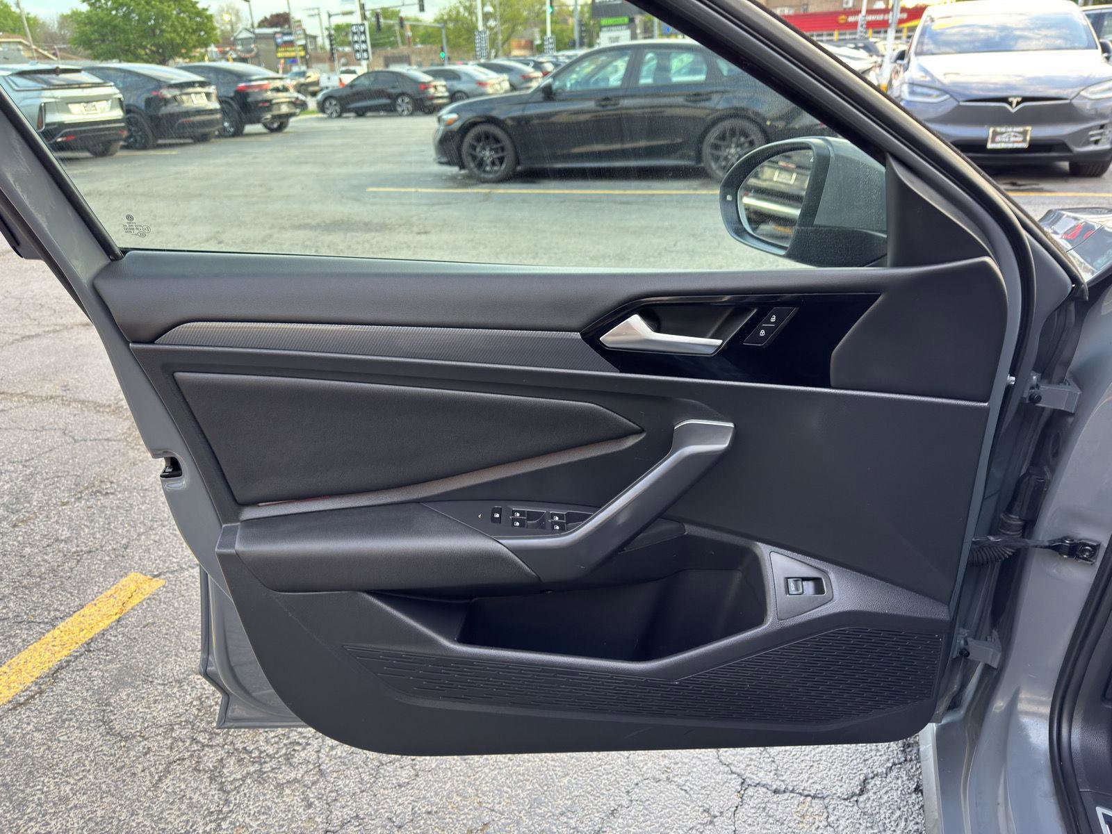 Used 2021 Volkswagen Jetta GLI FWD image 18