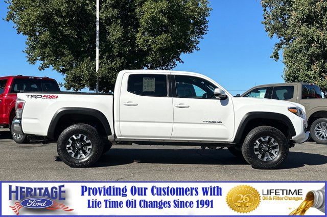 Used 2023 Toyota Tacoma 4x4 Double Cab image 3