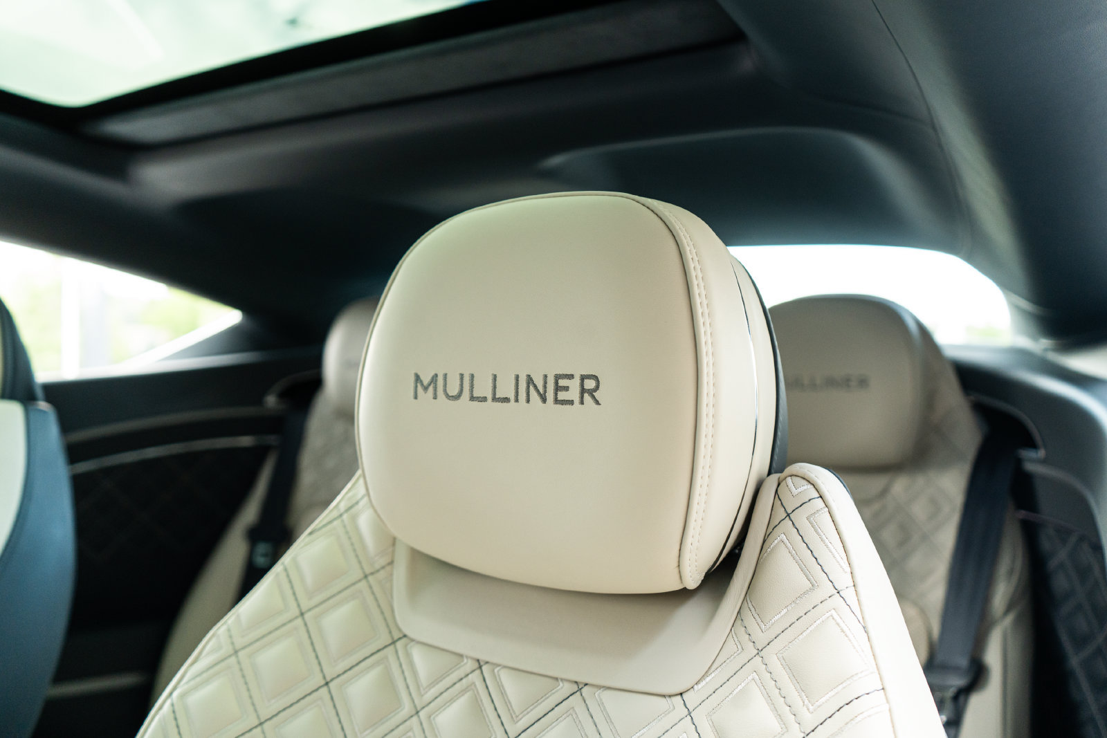 Certified 2023 Bentley Continental GT Mulliner AWD/4WD image 28