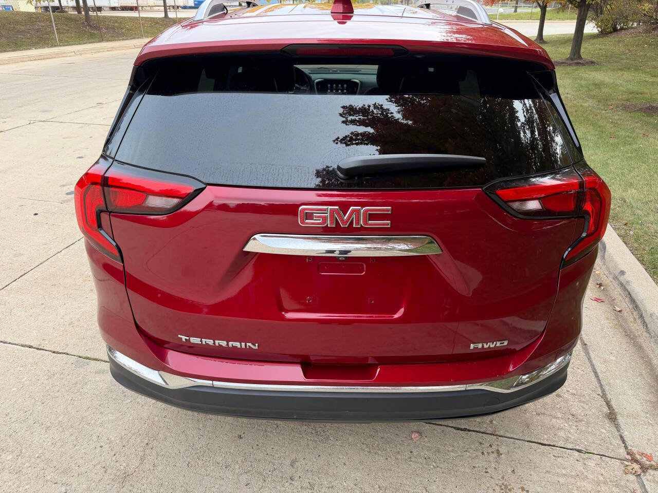 Used 2020 GMC Terrain SLT image 5