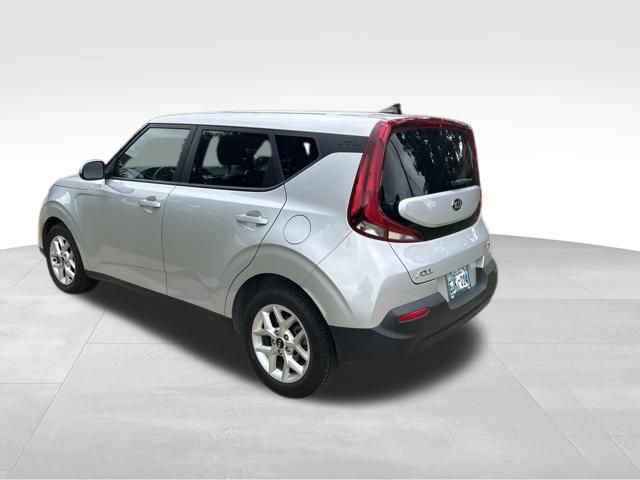 Used 2020 Kia Soul S FWD image 5