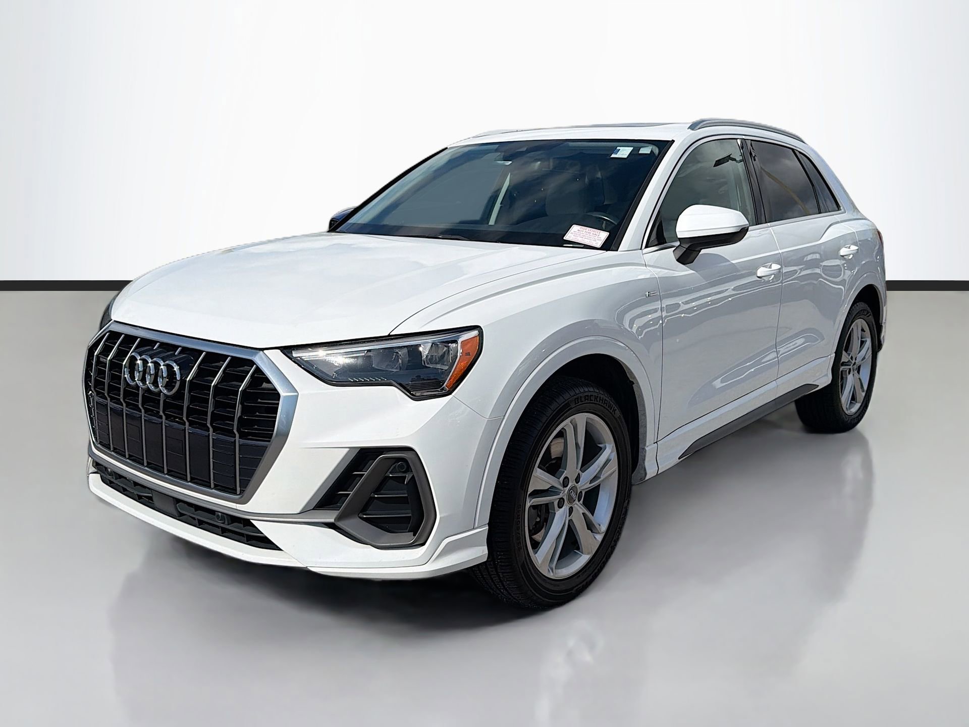 Used 2020 Audi Q3 2.0T Premium image 8