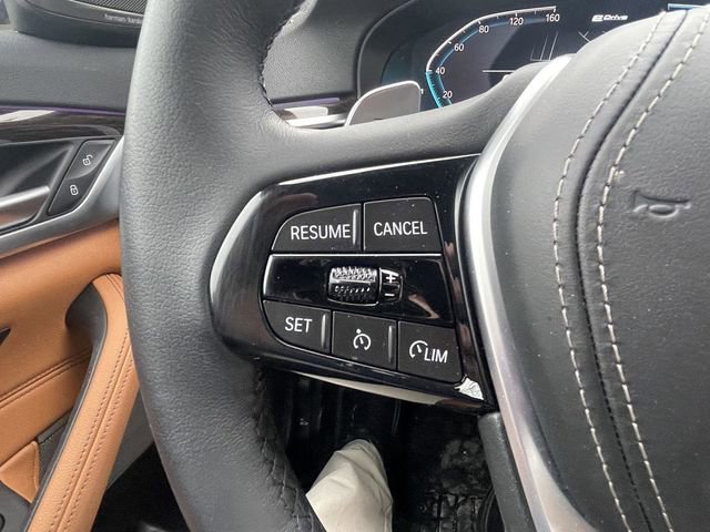 Used 2023 BMW 530e xDrive w/ Premium Package AWD/4WD image 14