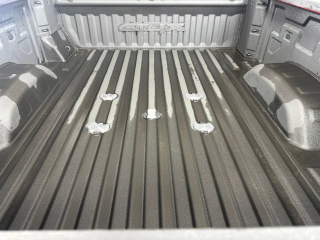 Used 2024 GMC Sierra 2500 AT4X image 24