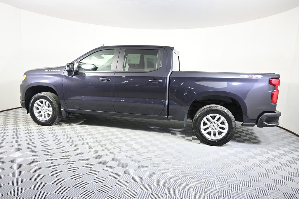 Used 2024 Chevrolet Silverado 1500 RST image 3