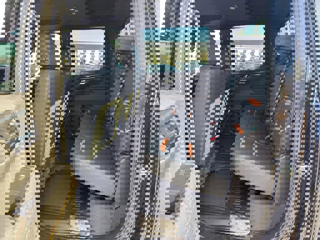 New 2026 GMC Sierra 1500 AT4 w/ AT4 Preferred Package image 19