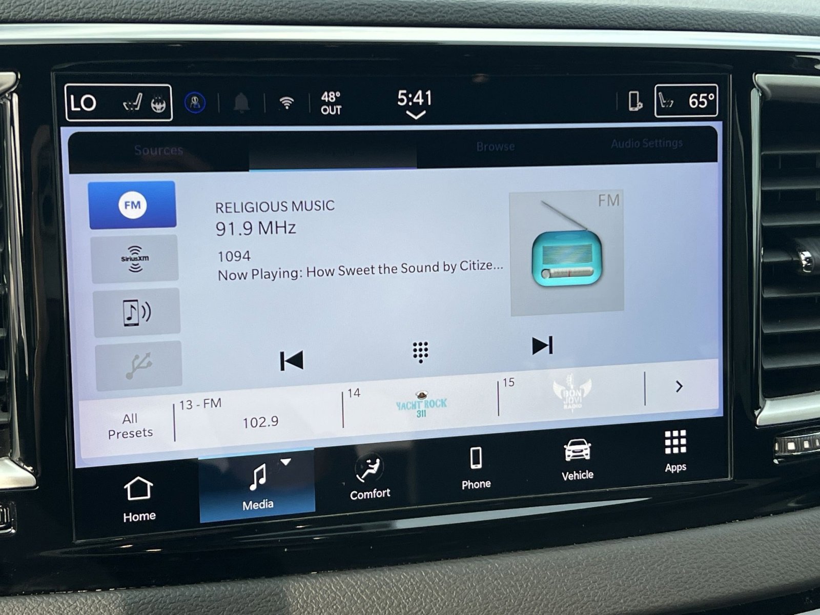 Used 2025 Chrysler Pacifica Select FWD image 26