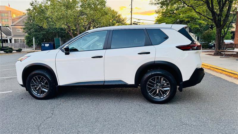 Used 2021 Nissan Rogue S FWD image 13