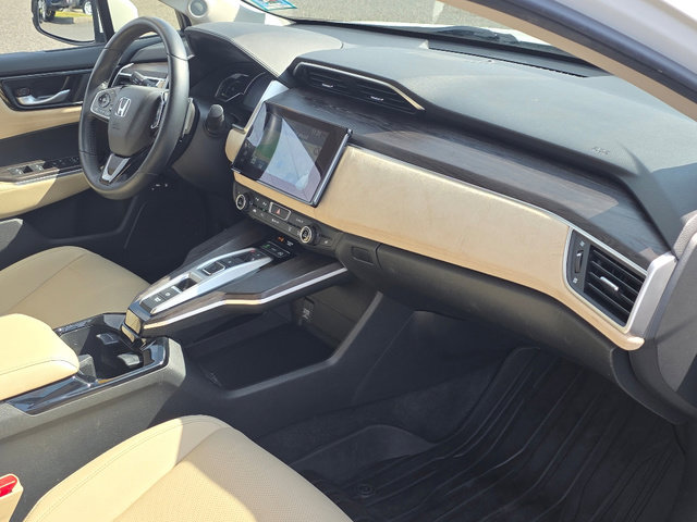 Used 2018 Honda Clarity Touring image 17