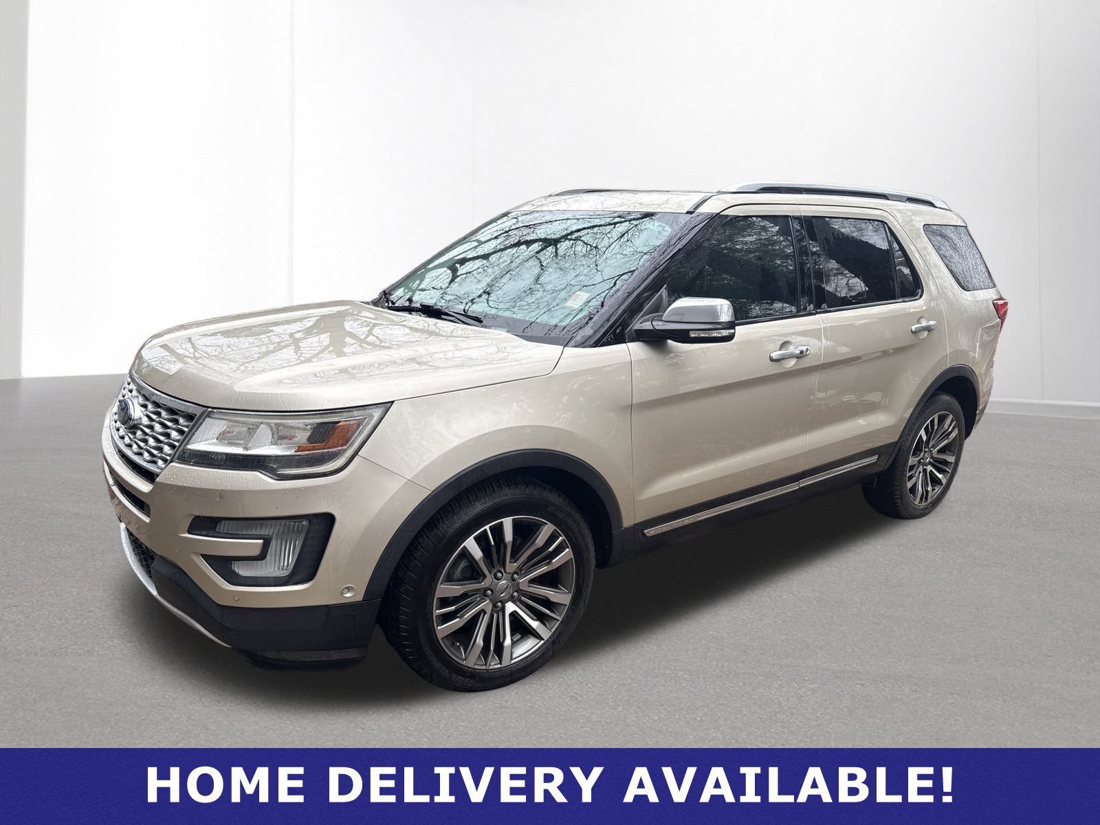 Used 2017 Ford Explorer Platinum image 2