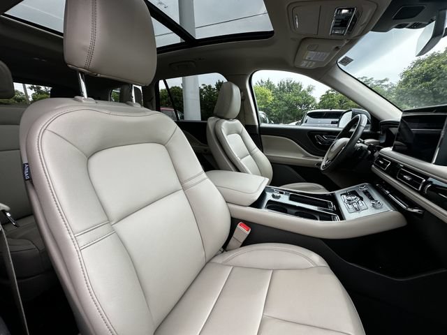 Certified 2023 Lincoln Aviator AWD w/ Premium Package image 35